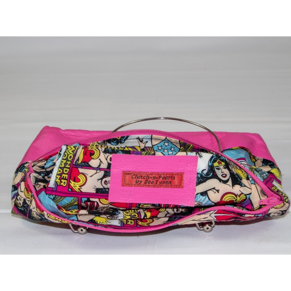 Custom Made One-of-a-Kind DC Comics Wonder Woman Top Handle Purse by Dee Tyson - Picture 2 of 6